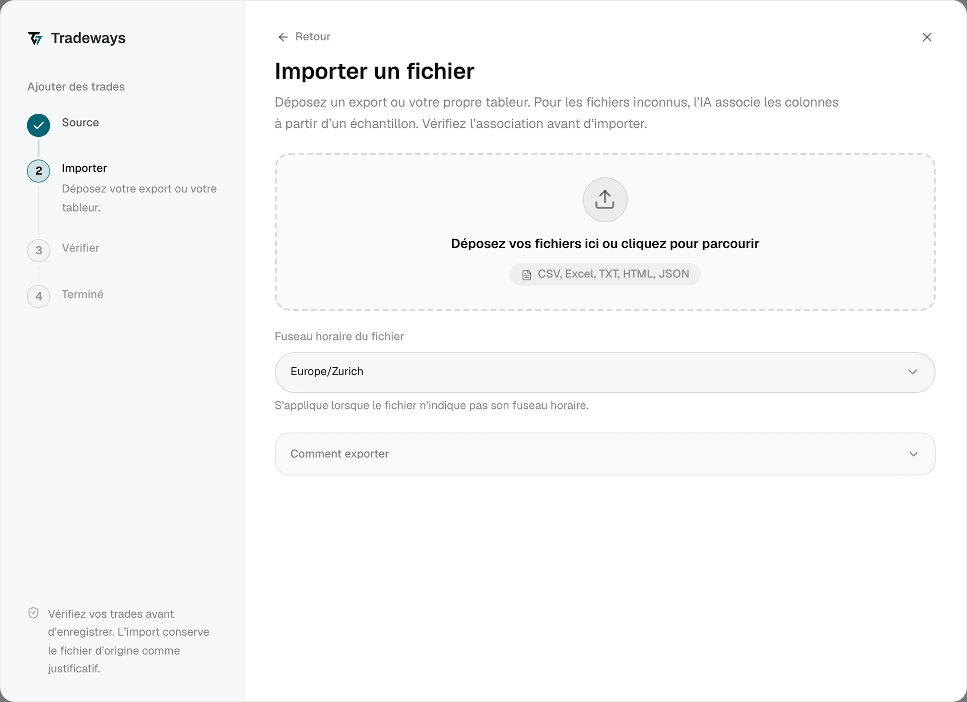 Étape d’import avec la zone de dépôt du fichier, le fuseau horaire du fichier et les instructions d’export