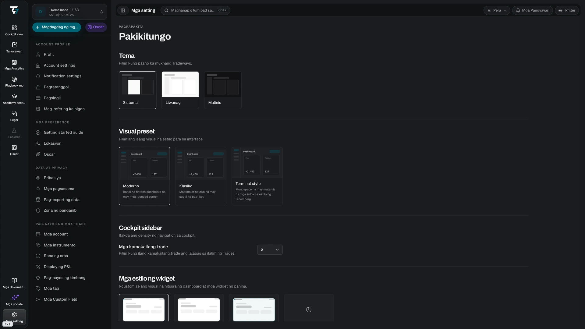 Pagpili ng tema na may mga opsyong System, Light, at Dark