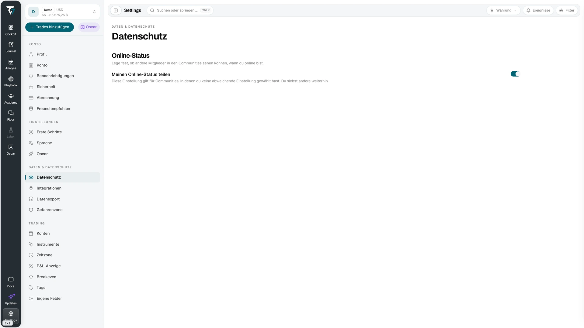 Privacy settings with the share online status toggle