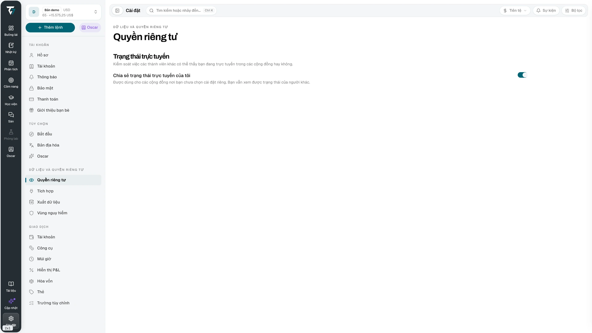 Privacy settings with the share online status toggle